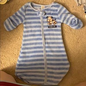 Fleece zipper sleep sac with hand Mits.